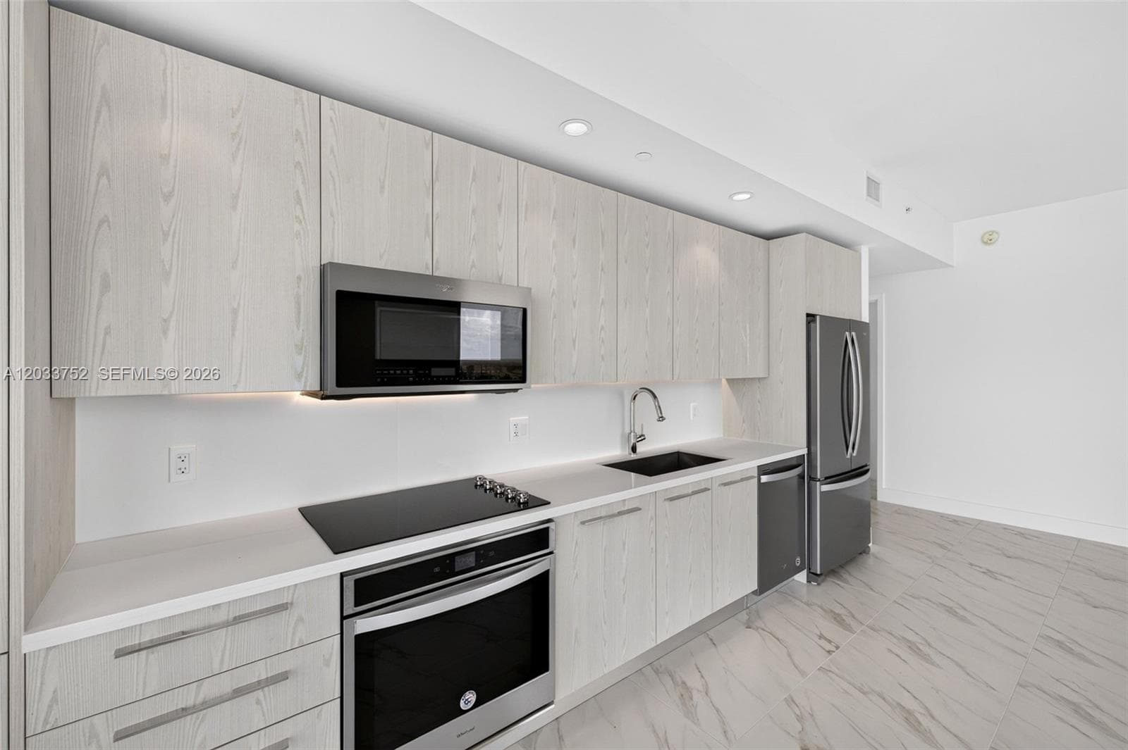 2000 Metropica Way # 1910, Sunrise, FL 33323 photo 4