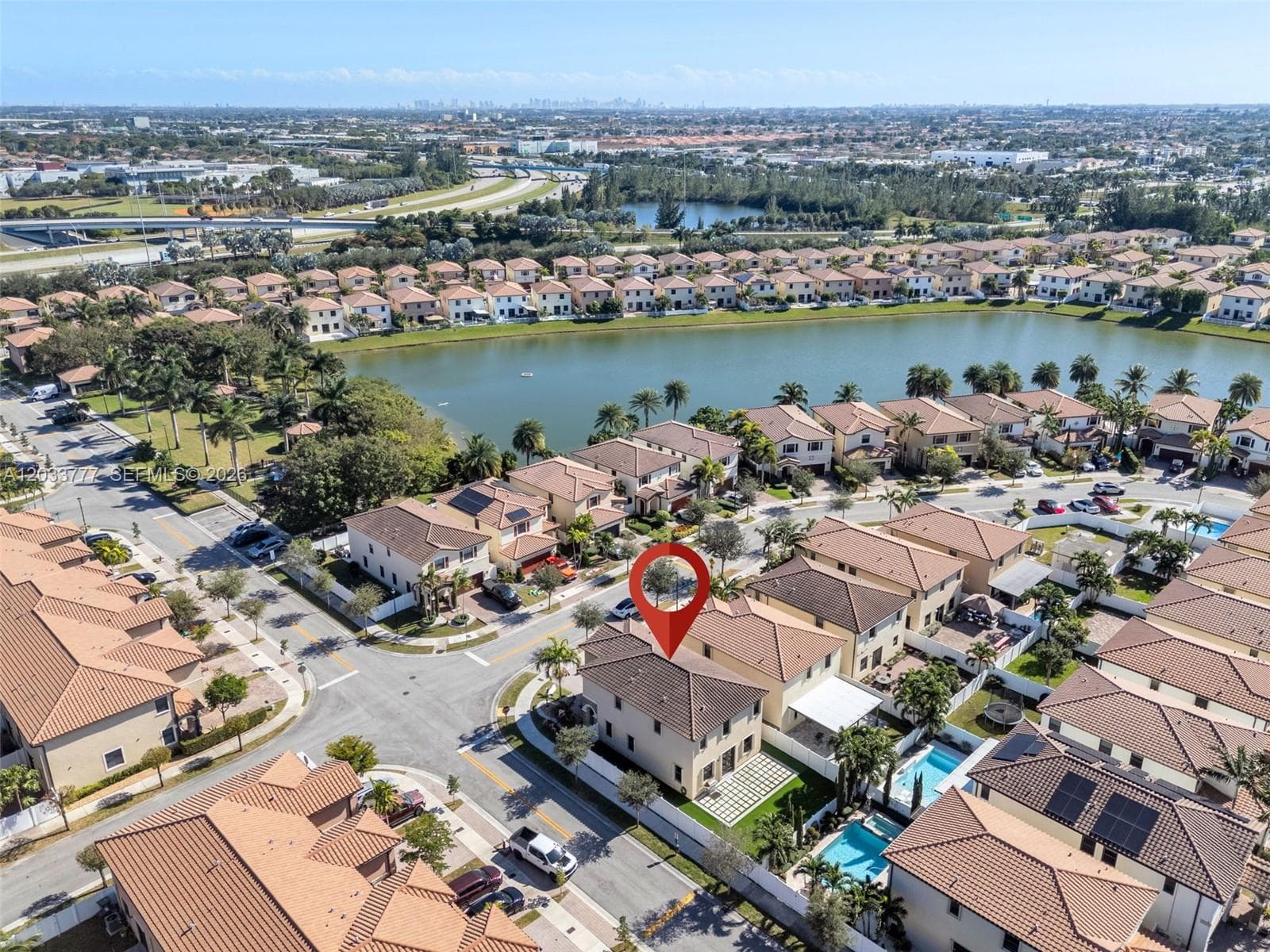 8894 W 34th Ave, Hialeah, FL 33018 photo 8