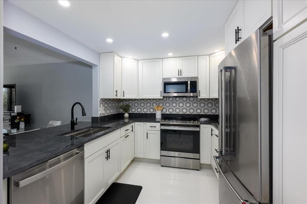 900 River Reach Drive # 425, Fort Lauderdale, FL 33315 photo 8