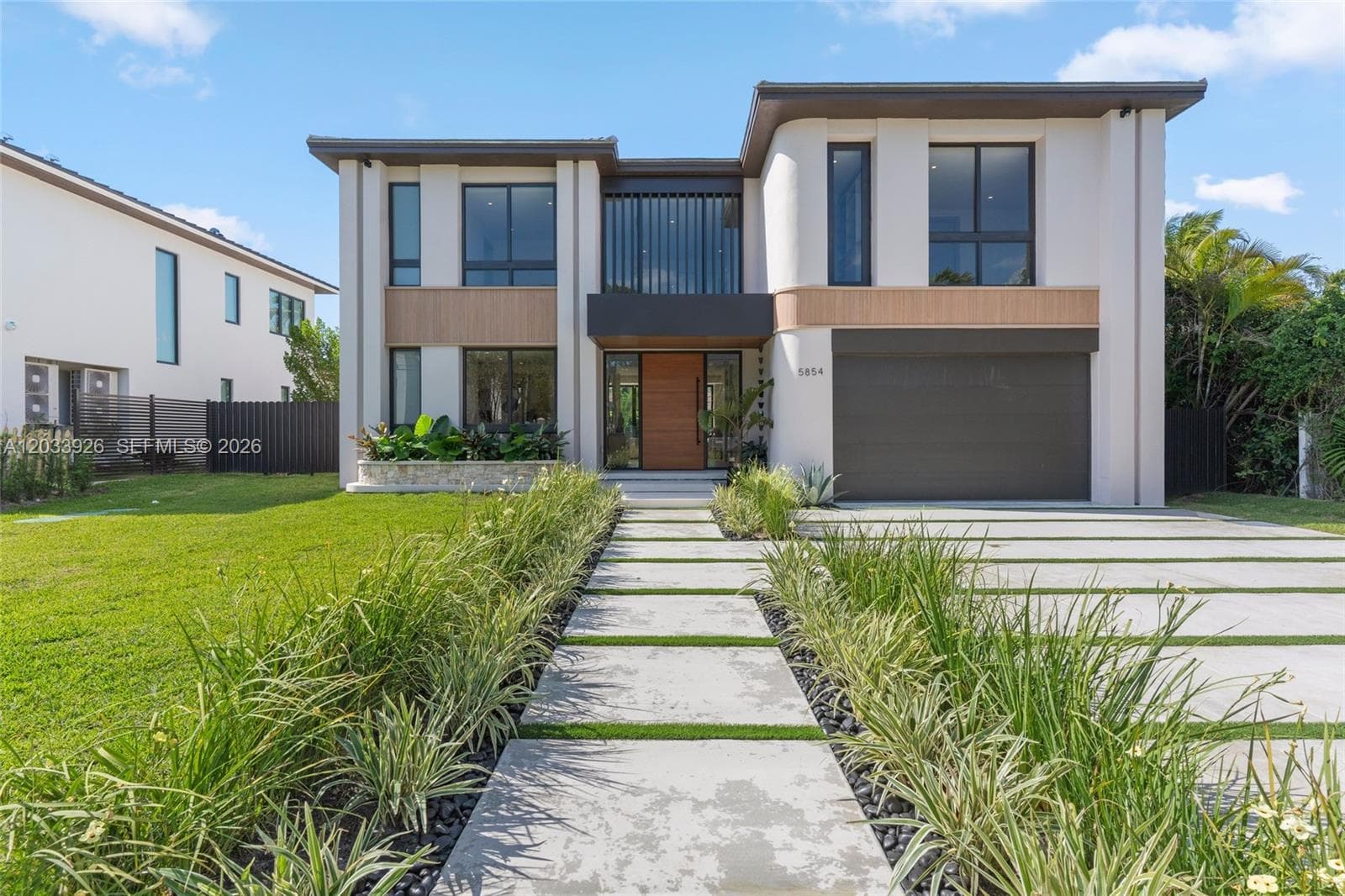 5854 SW 30th St, Miami, FL 33155 photo 9