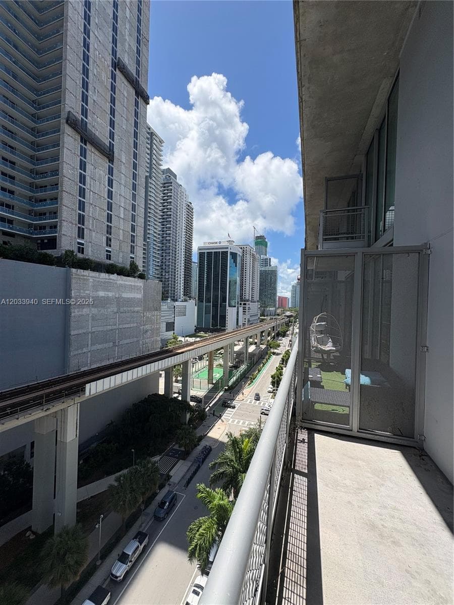 690 SW 1st Ct # 1212, Miami, FL 33130 photo 6