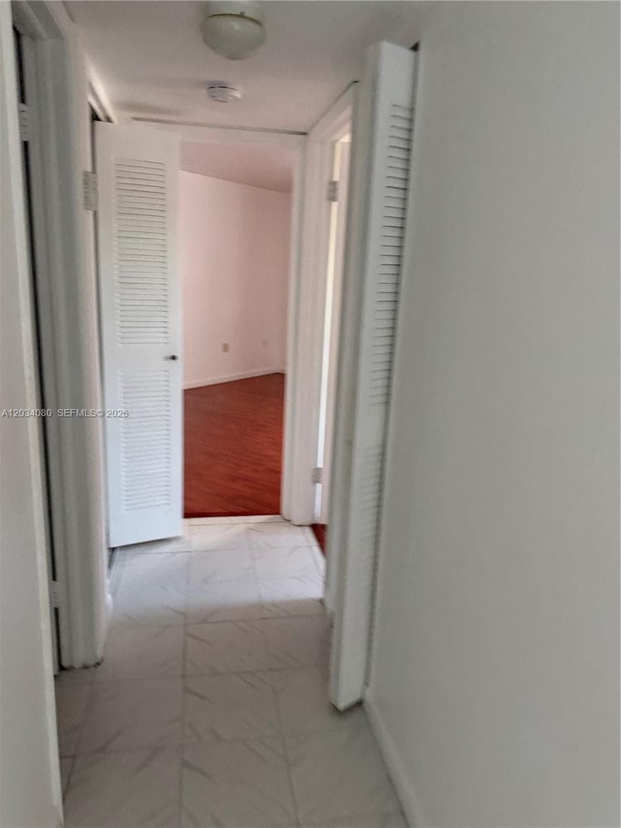 9429 Fontainebleau Blvd # 207-33, Miami, FL 33172 photo 6