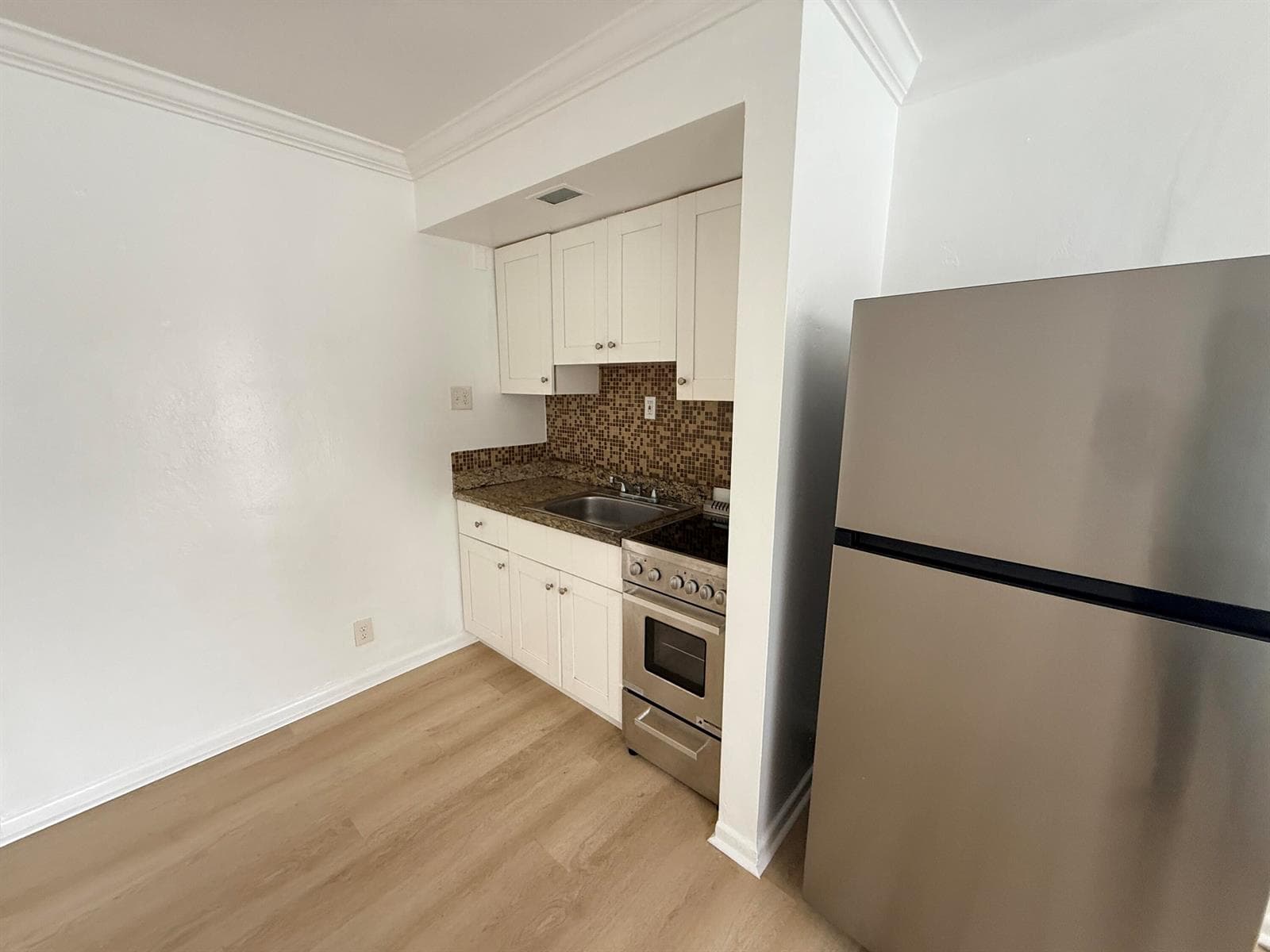 220 Walton Boulevard # Unit 2, West Palm Beach, FL 33405 photo 9
