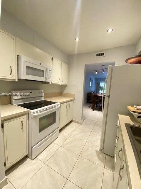 201 178th Dr # 230, Sunny Isles Beach, FL 33160 photo 7