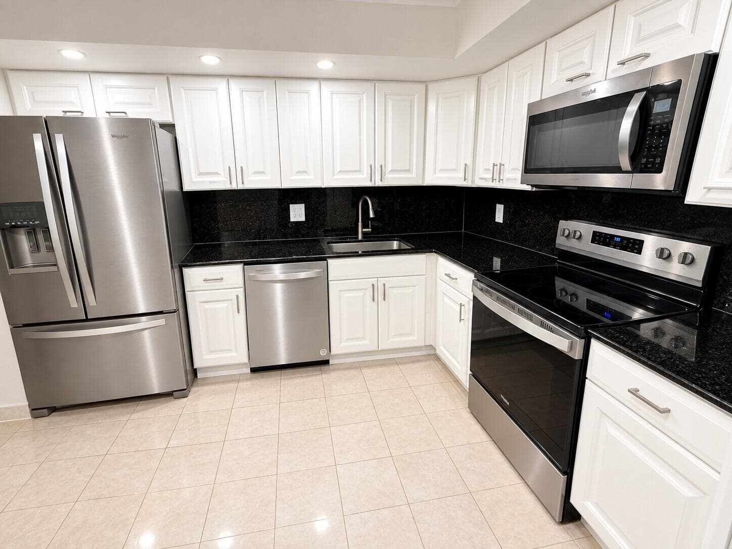 907 Cypress Terrace # 201, Pompano Beach, FL 33069 photo 4