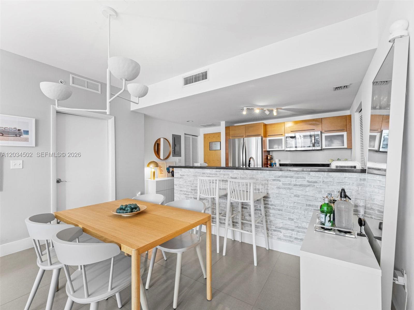 253 NE 2nd St # 1801, Miami, FL 33132 photo 9