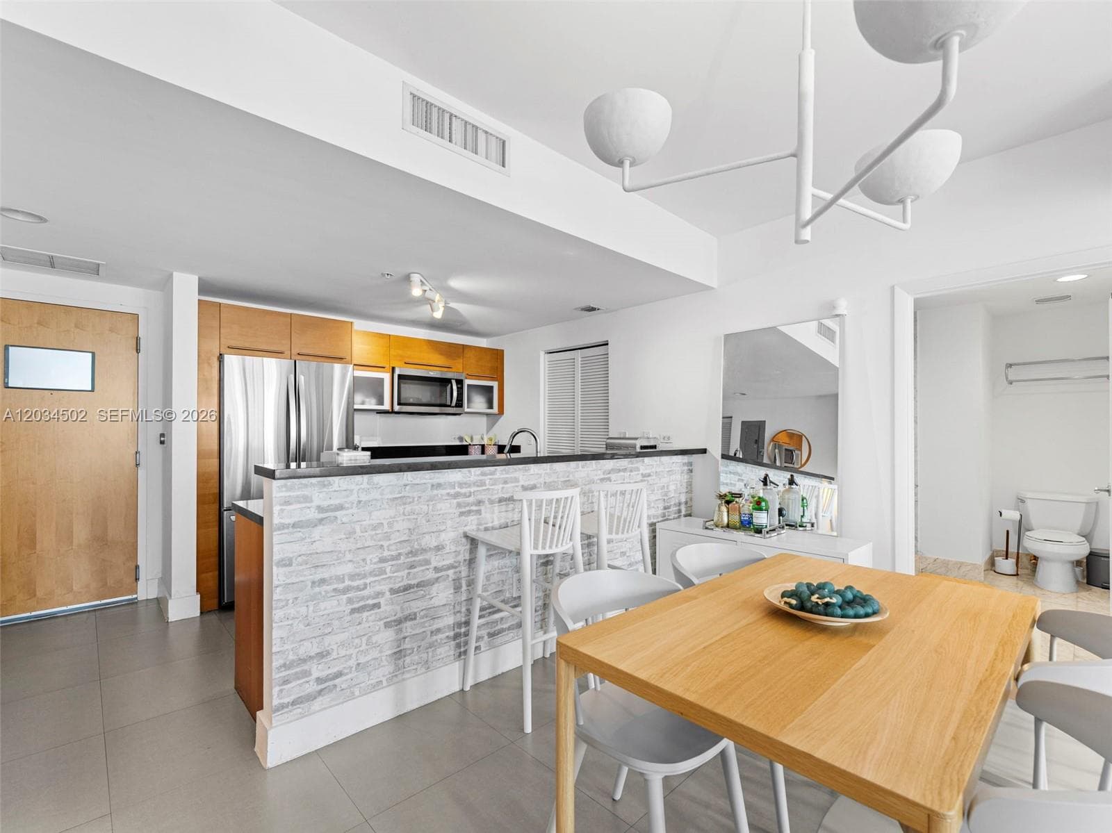 253 NE 2nd St # 1801, Miami, FL 33132 photo 8