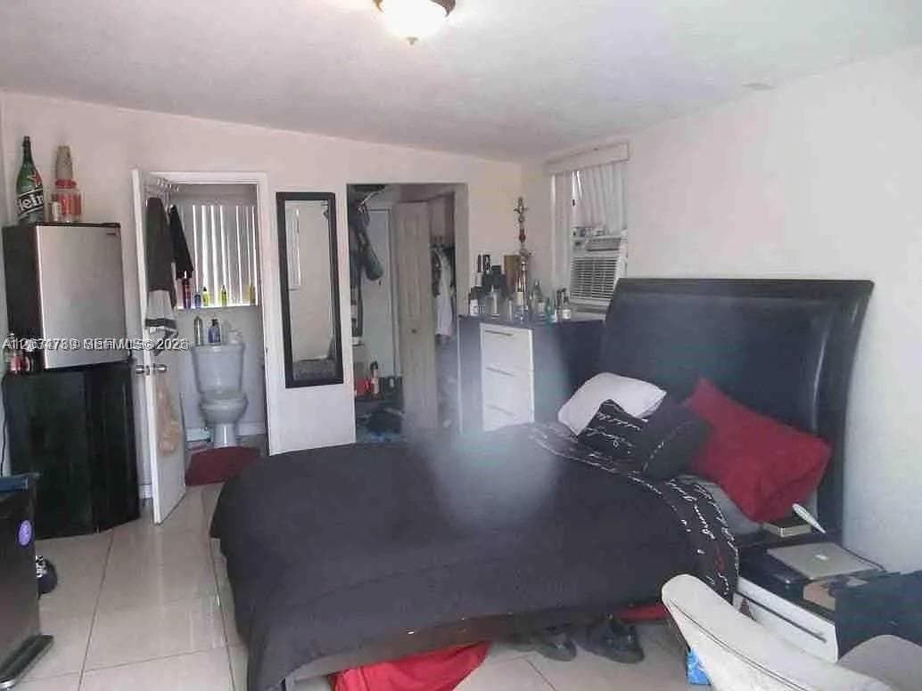 10040 NW 8th Ave, Miami, FL 33150 photo 13