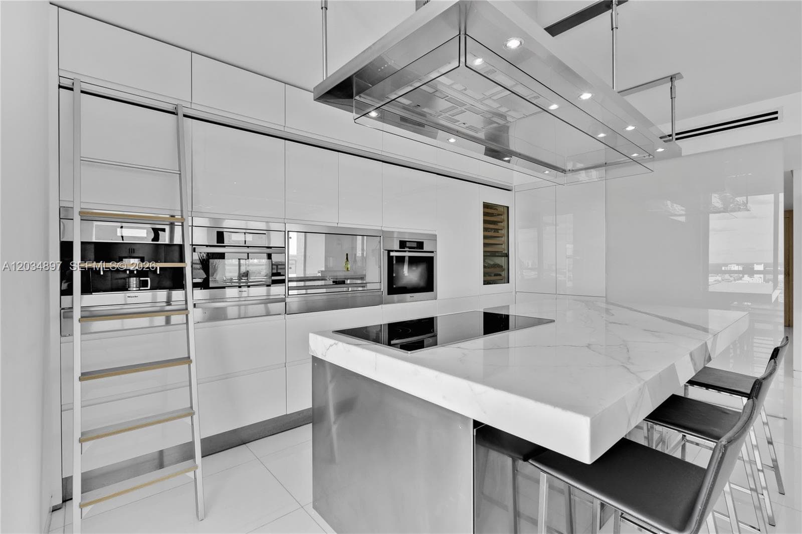10 Venetian Way # PH04, Miami Beach, FL 33139 photo 9