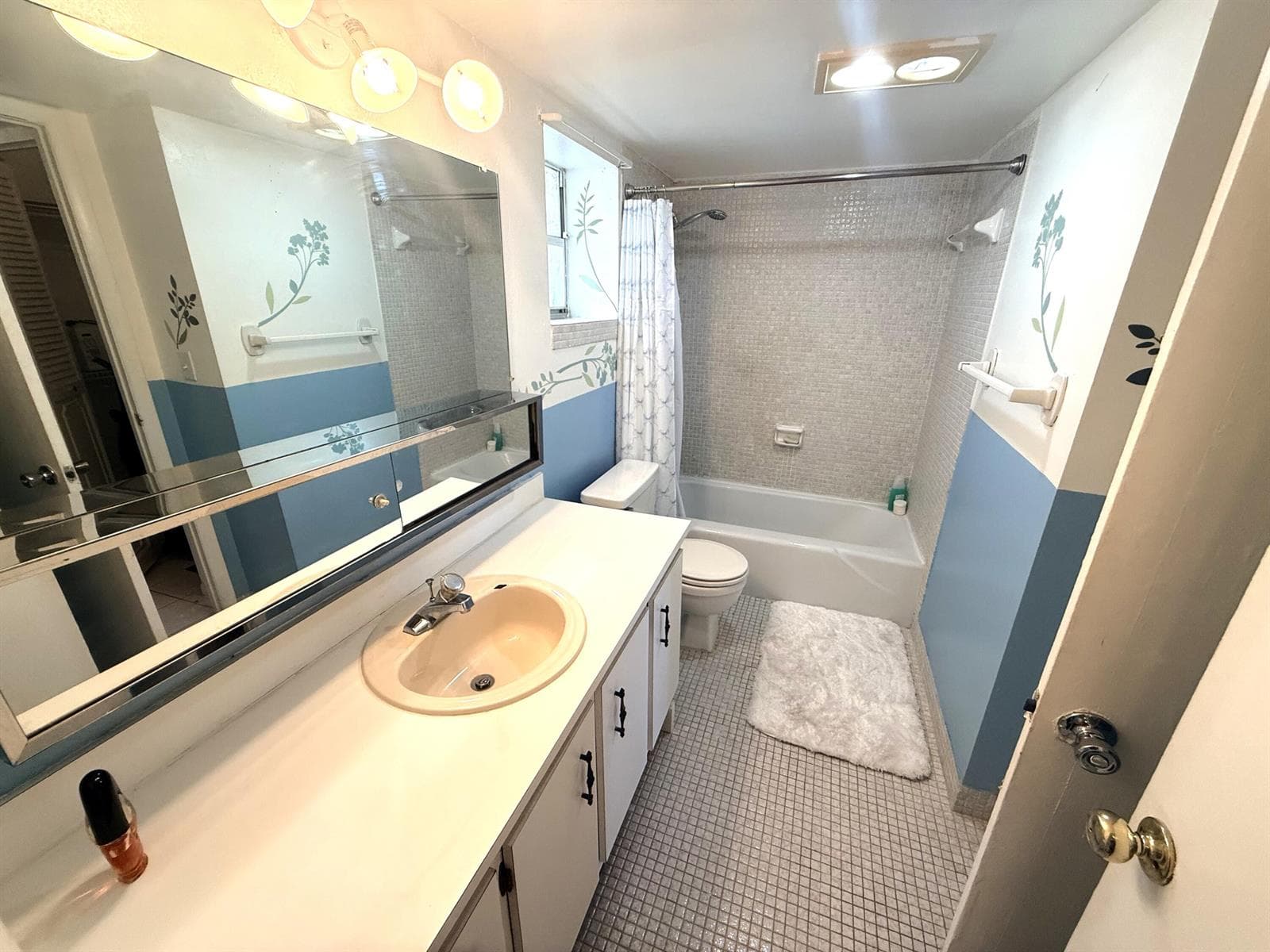 3050 Holiday Springs Boulevard # 111, Margate, FL 33063 photo 9