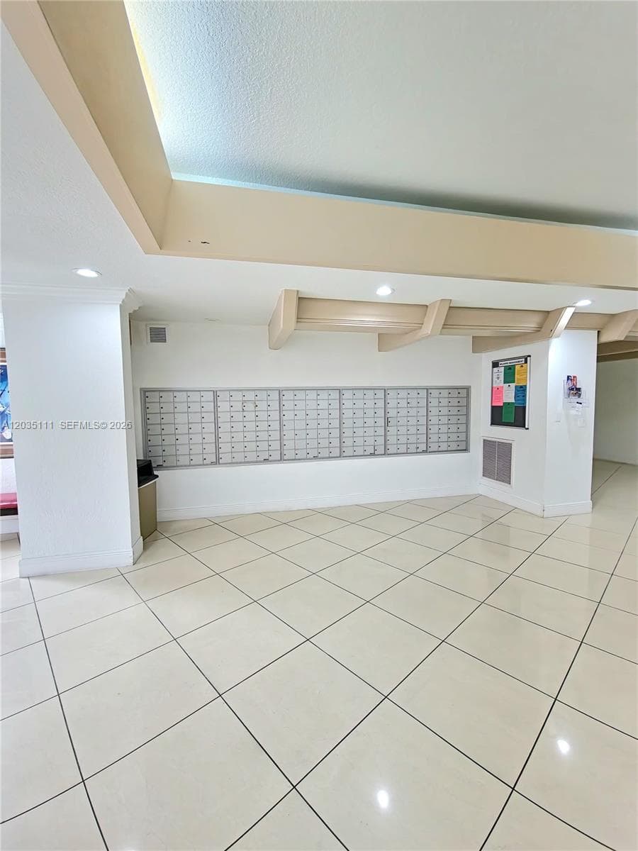 1300 NE Miami Gardens Dr # 308E, Miami, FL 33179 photo 4