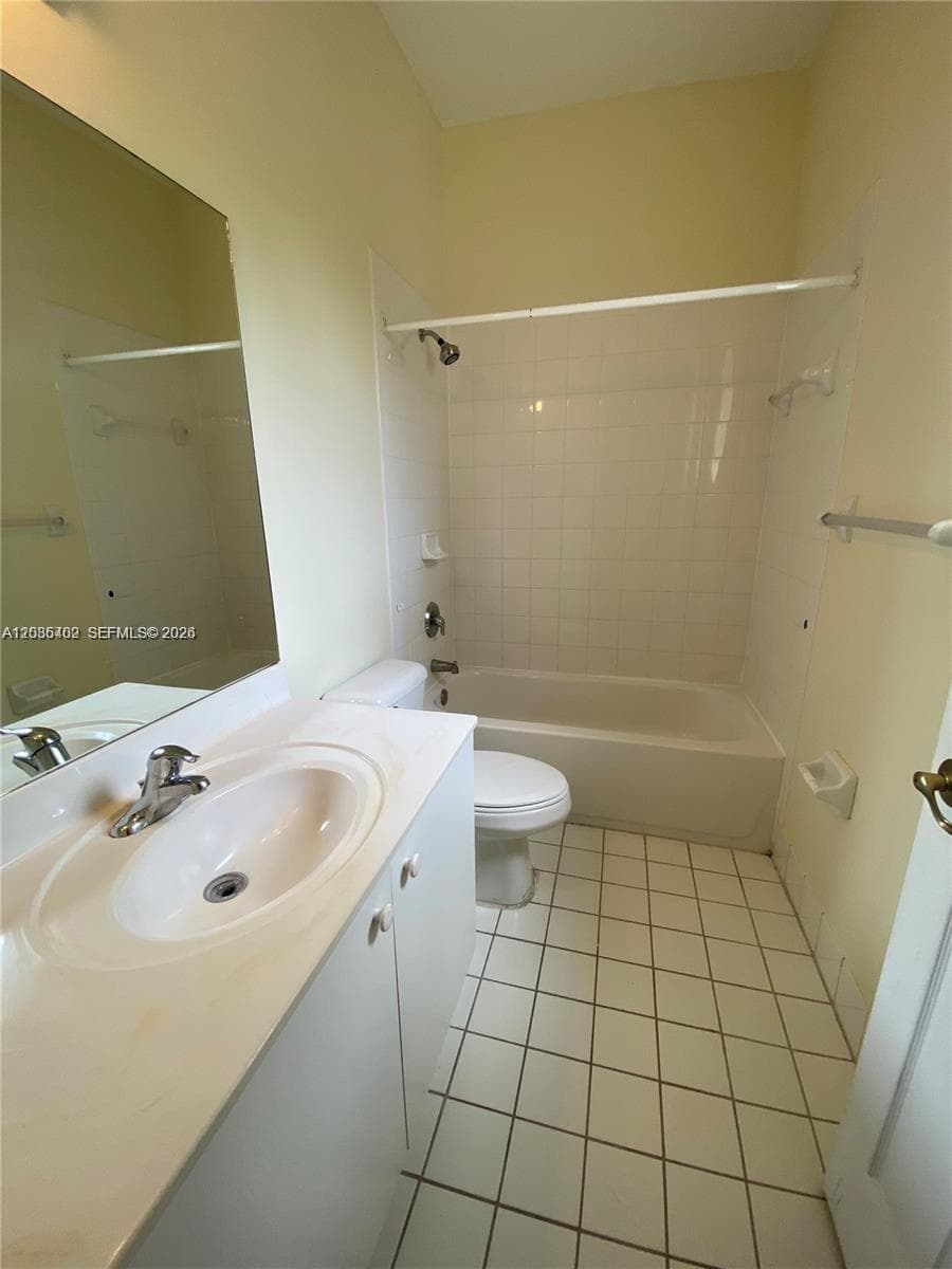 959 NE 42nd Pl # 959, Homestead, FL 33033 photo 9