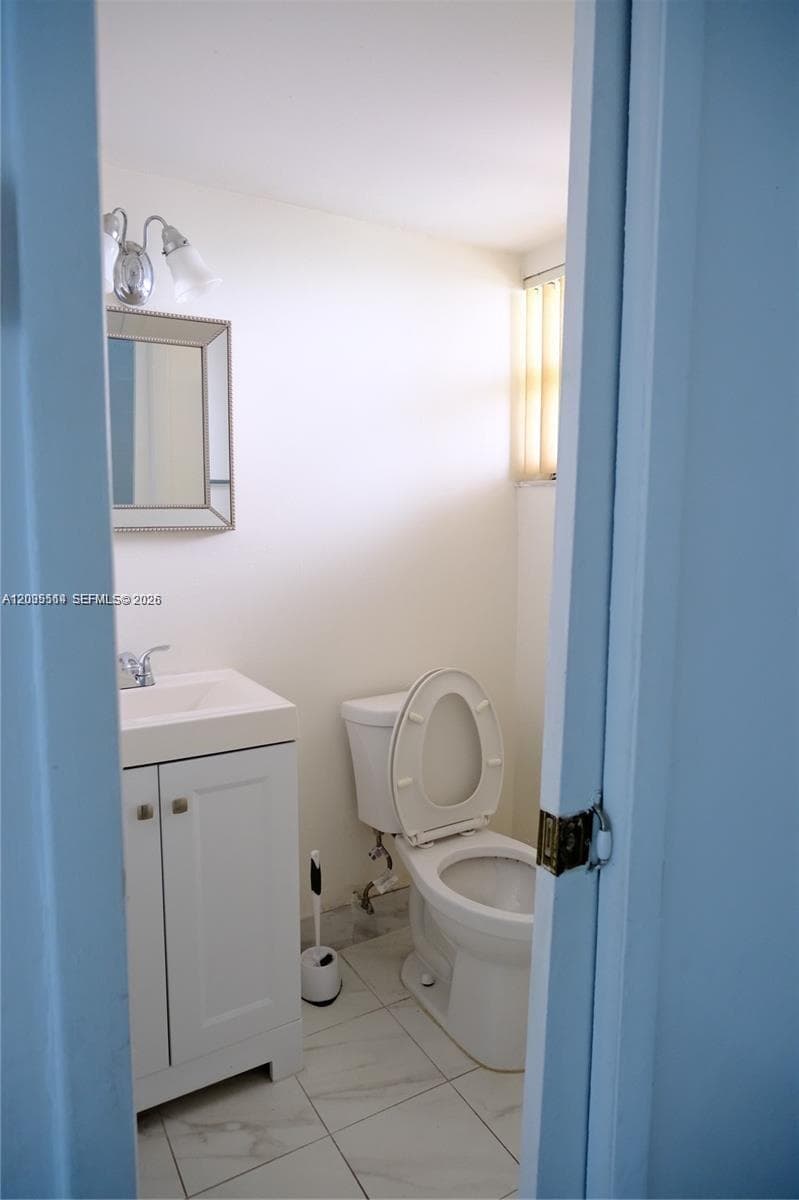 650 NE 149th St # 505F, Miami, FL 33161 photo 11