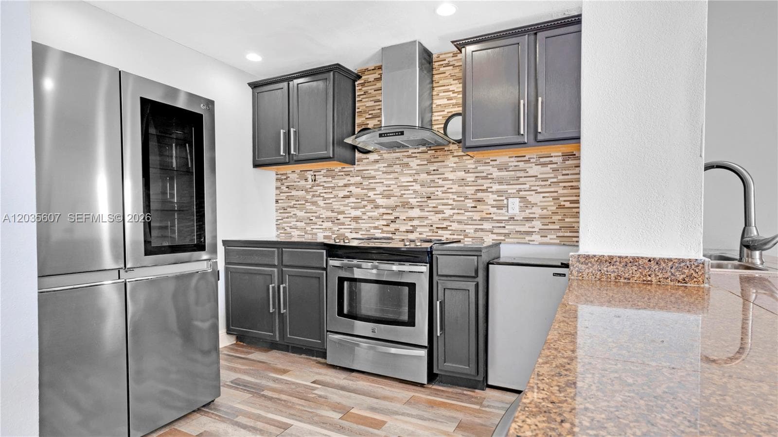 7925 Carlyle Ave # 403, Miami Beach, FL 33141 photo 10