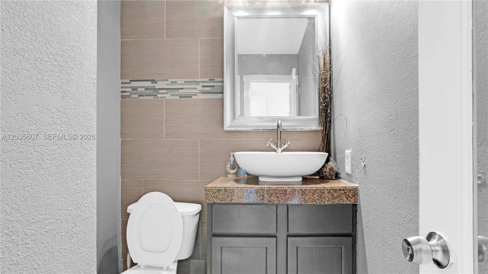 7925 Carlyle Ave # 403, Miami Beach, FL 33141 photo 8