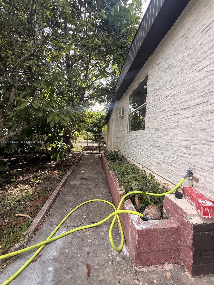 607 Sabal ave, Clewiston, FL 33440 photo 2