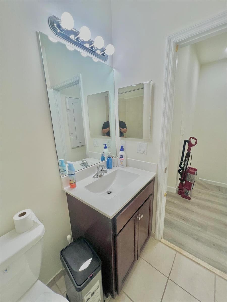 10490 W 33rd Way, Hialeah, FL 33018 photo 10