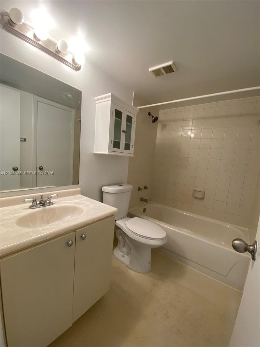 8600 SW 212th St # 208, Cutler Bay, FL 33189 photo 10