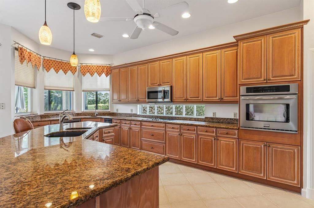 3210 Bent Pine Drive, Fort Pierce, FL 34951 photo 4