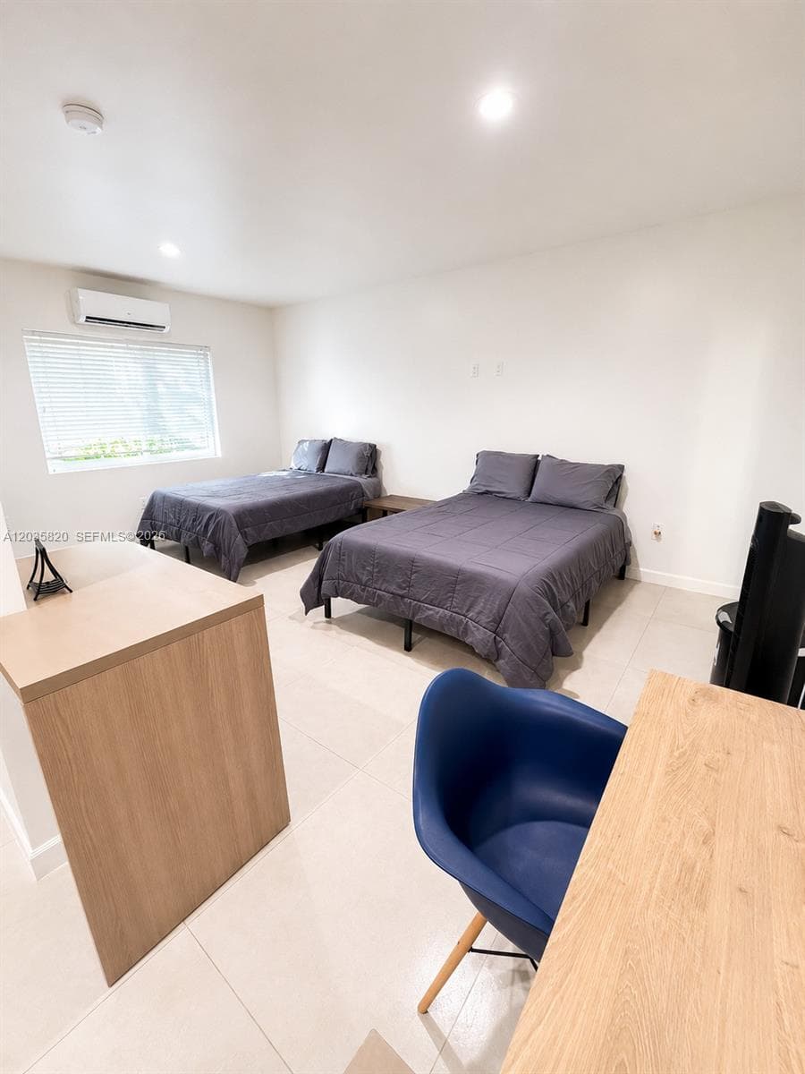 245 NE 33rd St # 104, Miami, FL 33137 photo 6