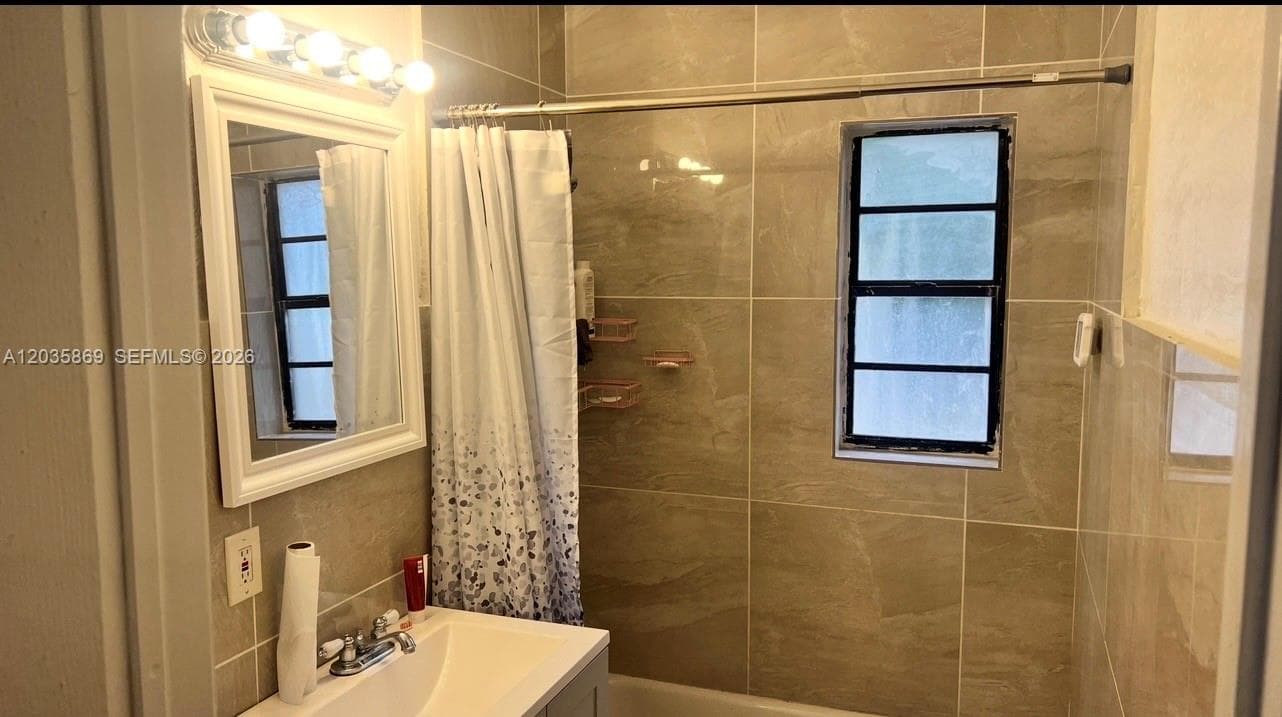 325 NW 56th St, Miami, FL 33127 photo 6