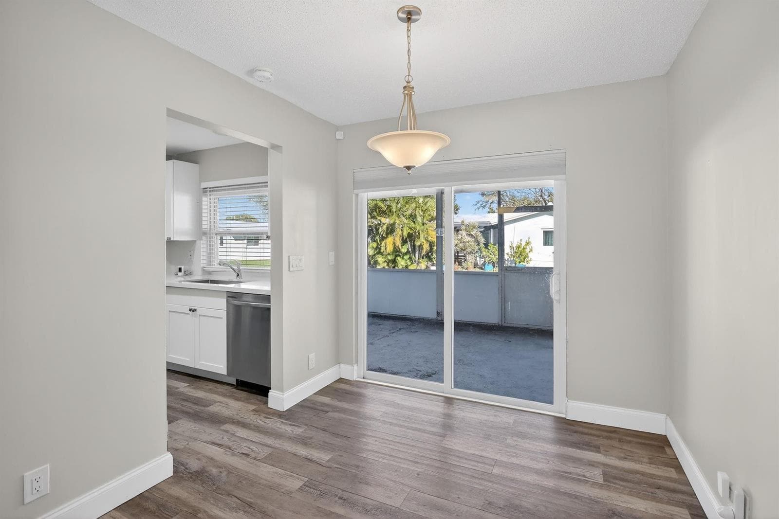 8845 NW 14th Street, Plantation, FL 33322 photo 12