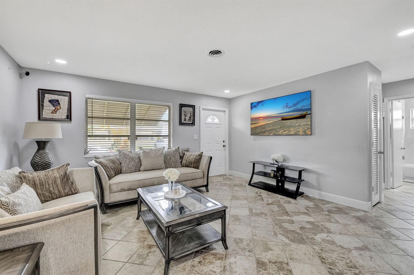 4901 NW 27th Way, Tamarac, FL 33309 photo 2