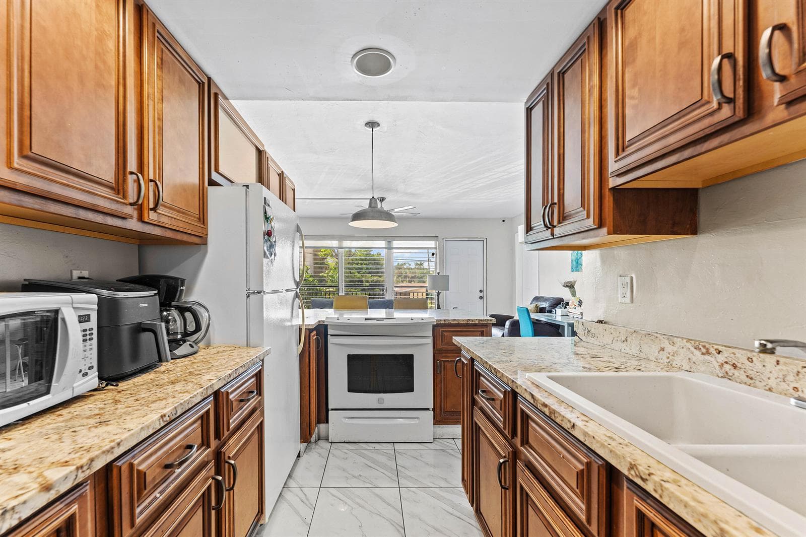 1045 SE 15th Street # 13d, Fort Lauderdale, FL 33316 photo 10