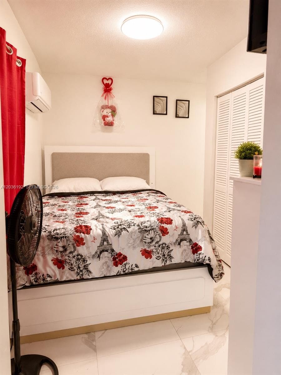 380 W 45th St, Hialeah, FL 33012 photo 13