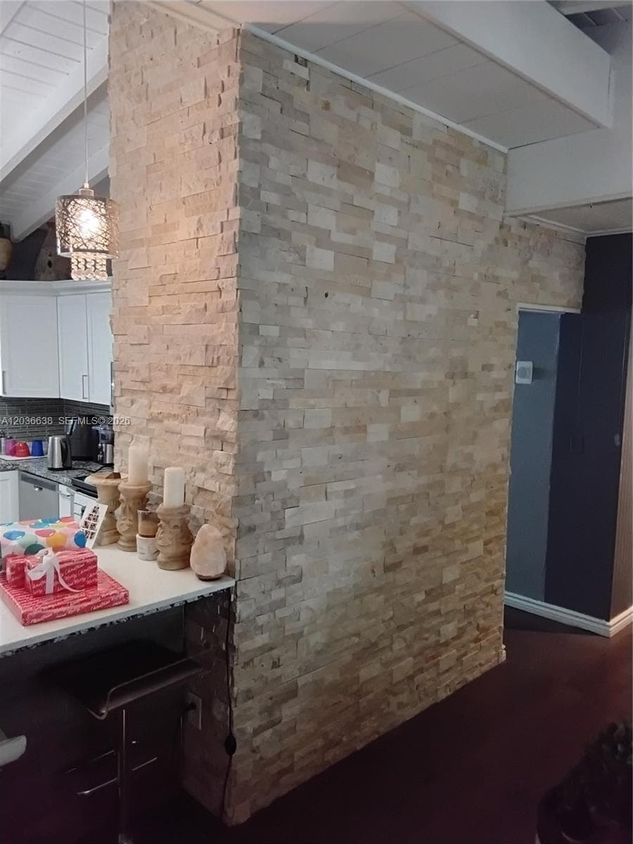 911 W Country Club Cir, Plantation, FL 33317 photo 12
