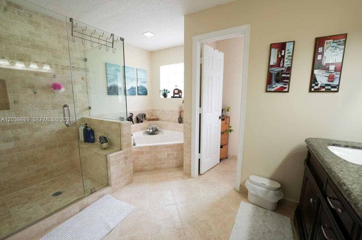 1935 NE 35th Ave, Homestead, FL 33033 photo 12