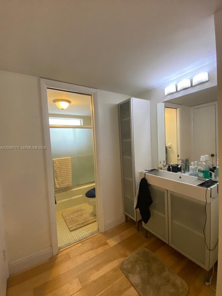 873 NE 195th St # 308, Miami, FL 33179 photo 10