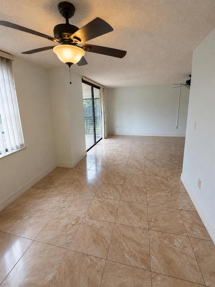 1000 Colony Point Circle # 315, Pembroke Pines, FL 33026 photo 6