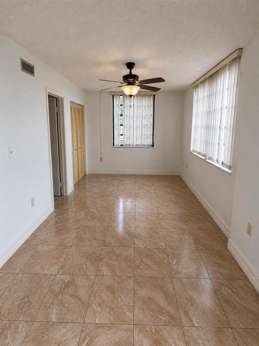 1000 Colony Point Circle # 315, Pembroke Pines, FL 33026 photo 8