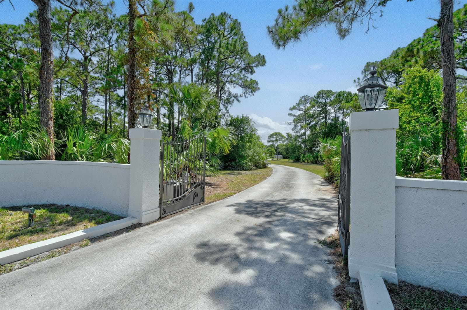 425 N Ffa Road, Fort Pierce, FL 34945 photo 9