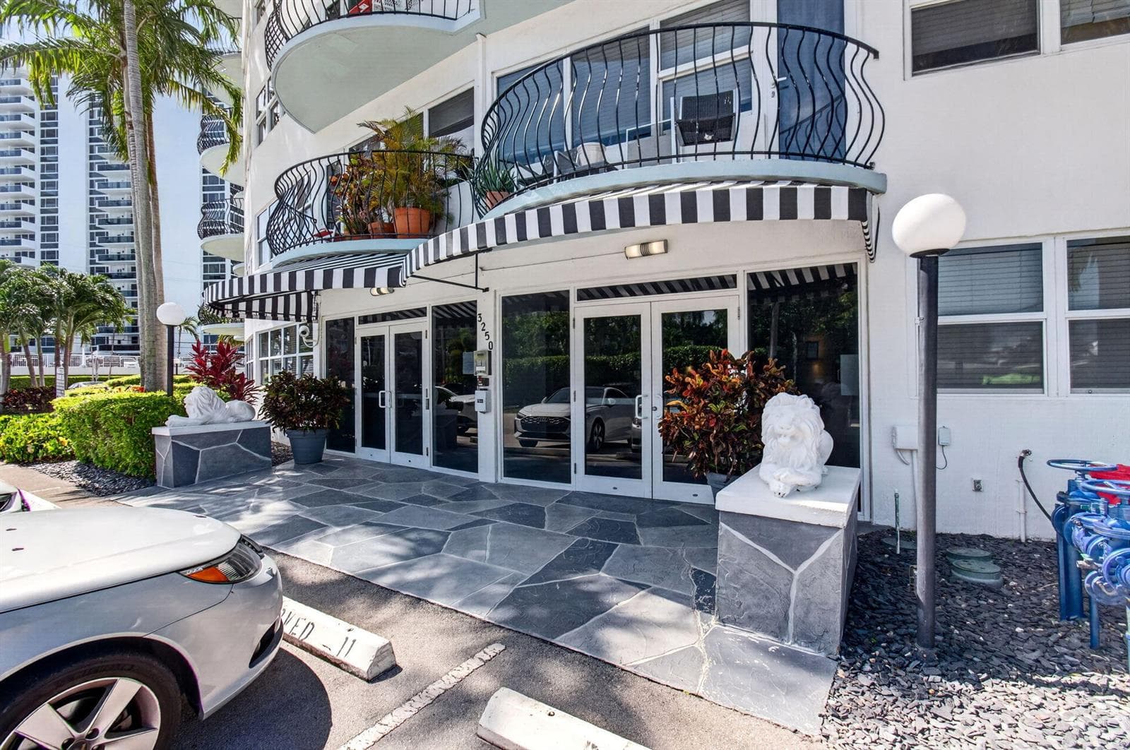 3250 NE 28th Street # Unit 302, Fort Lauderdale, FL 33308 photo 6