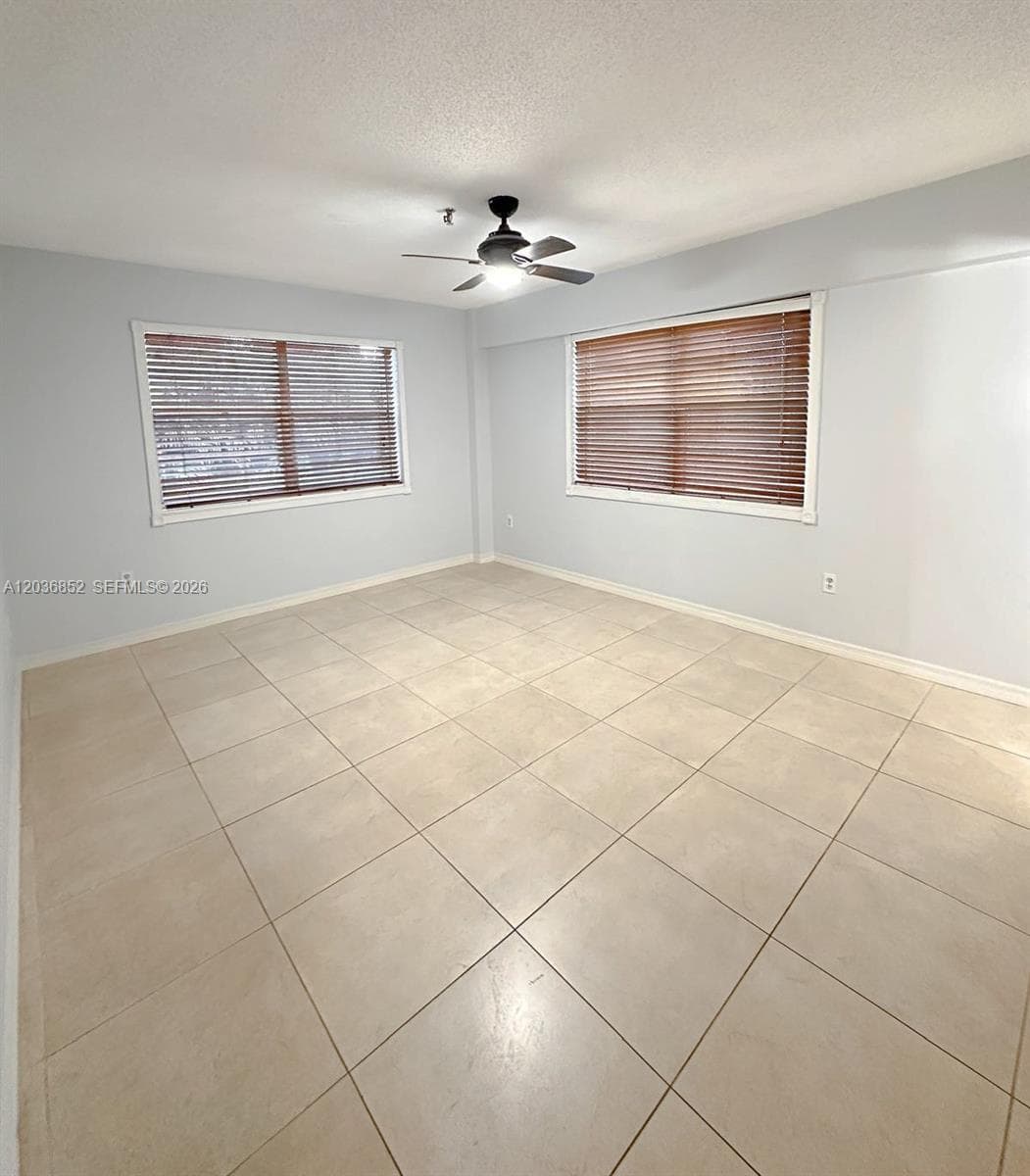 250 181st Dr # 108, Sunny Isles Beach, FL 33160 photo 8