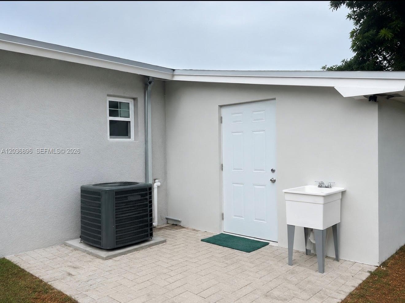 3040 NW 20th St, Fort Lauderdale, FL 33311 photo 6