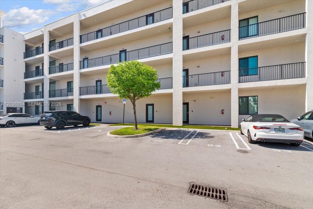 4636 NW 84th Ave # 13, Doral, FL 33166 photo 10