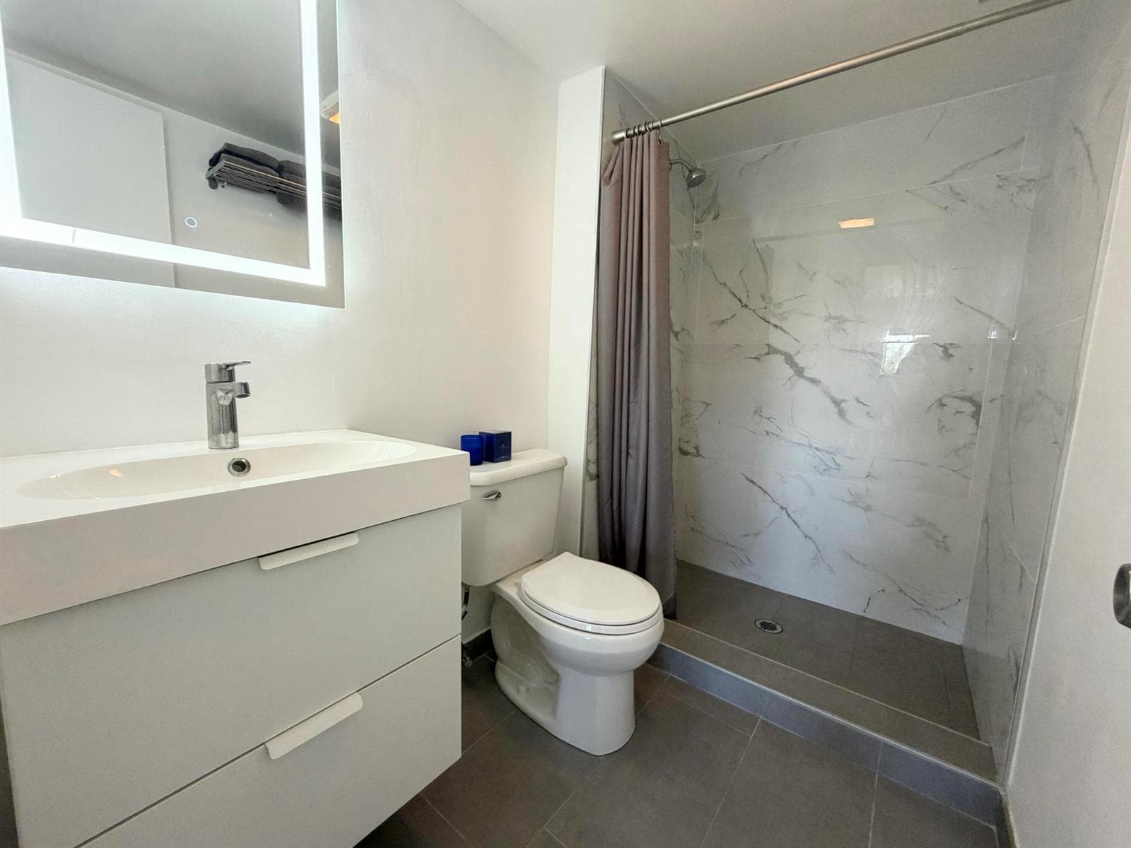 580 Egret Drive # 305, Hallandale Beach, FL 33009 photo 8