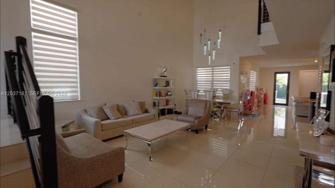 7661 NW 103rd Ct, Doral, FL 33178 photo 9