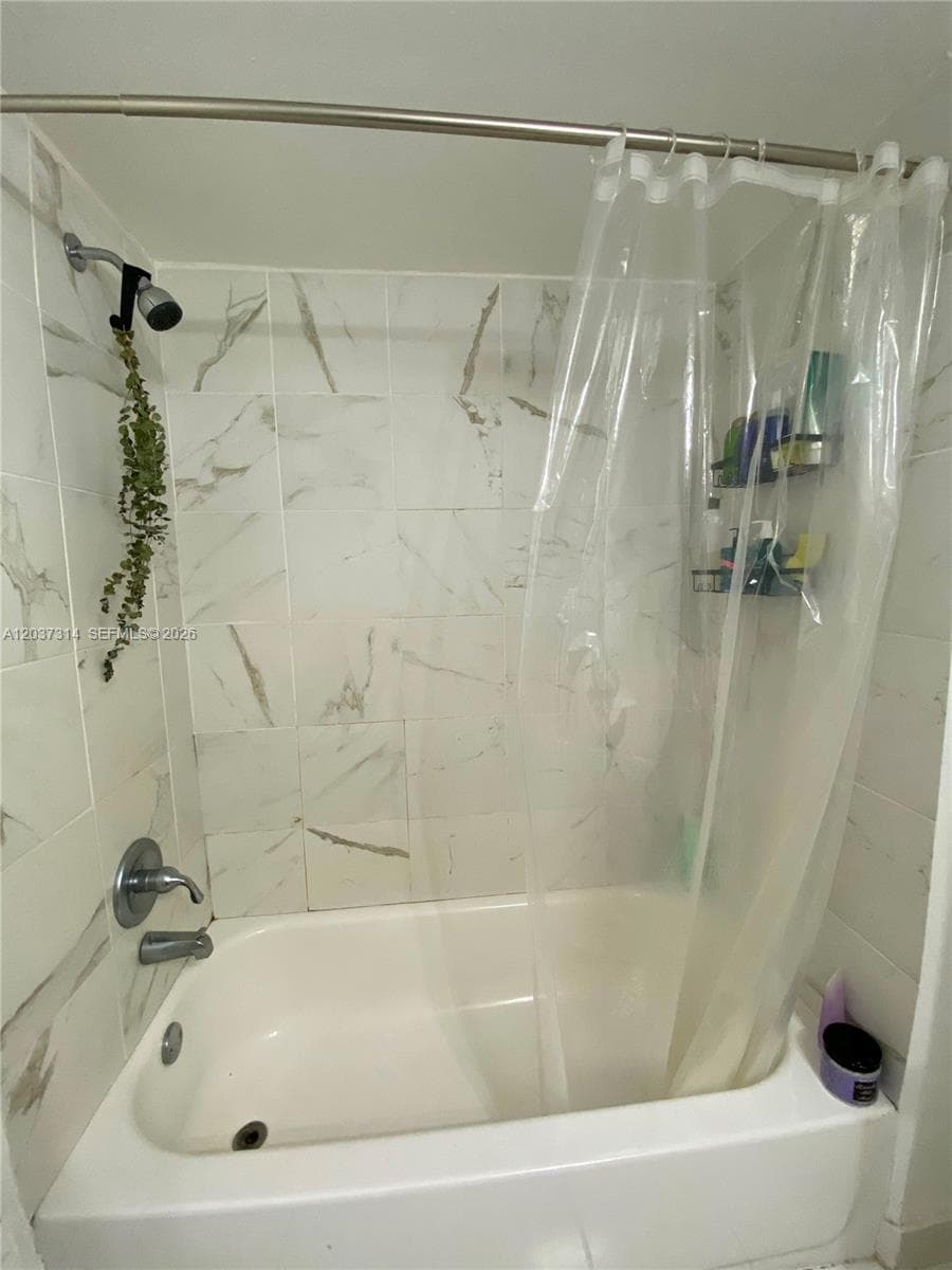 605 S Pine Island Rd # 404A, Plantation, FL 33324 photo 8