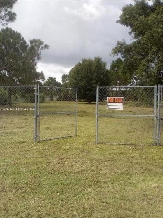 460 Horse Club Ave, Clewiston, FL 33440 photo 2
