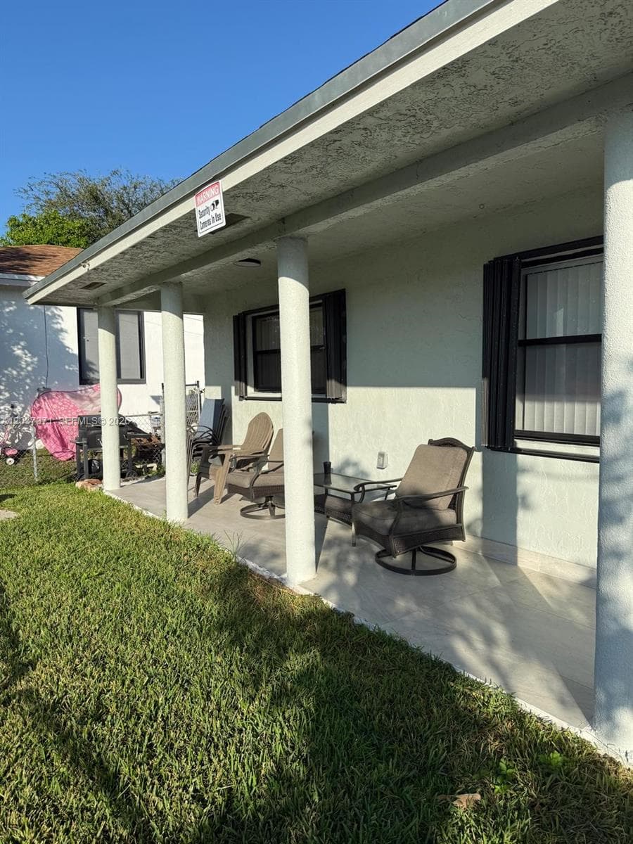 208 NW 7th St # 1, Hallandale Beach, FL 33009 photo 6