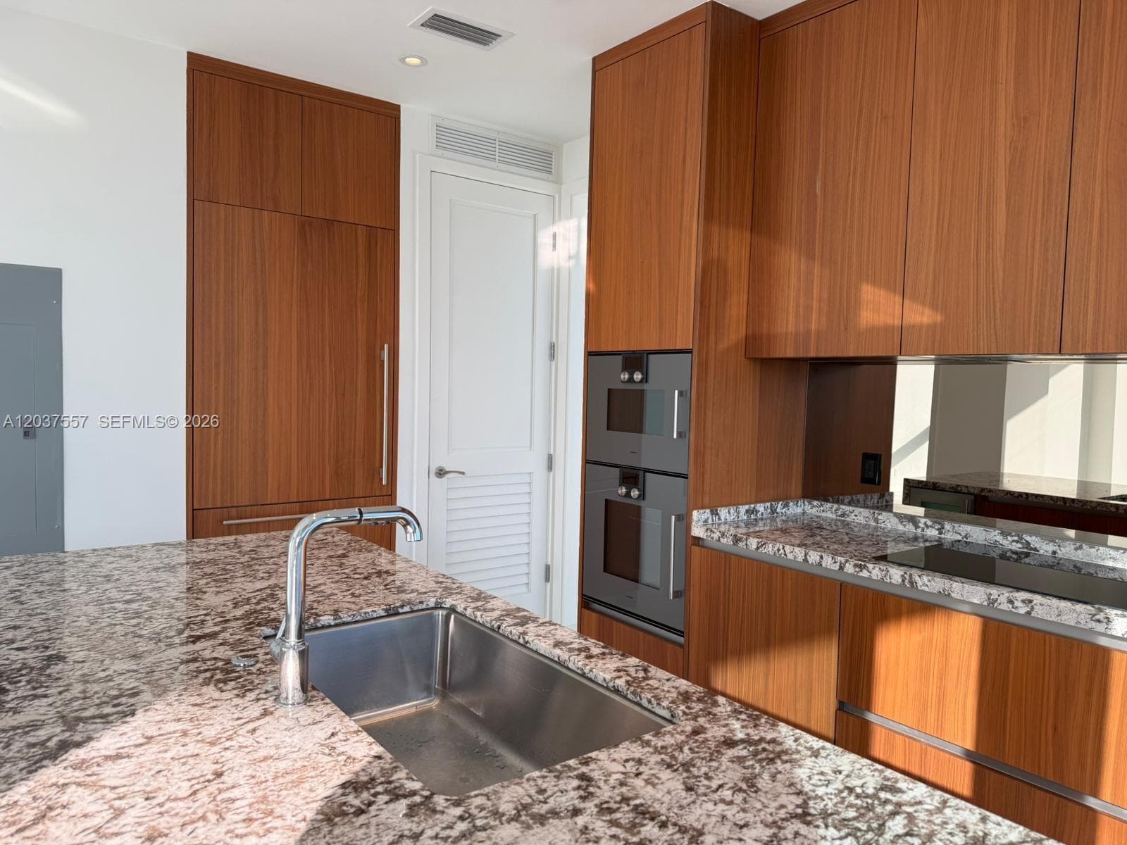 175 SE 25th Rd # 903, Miami, FL 33129 photo 3