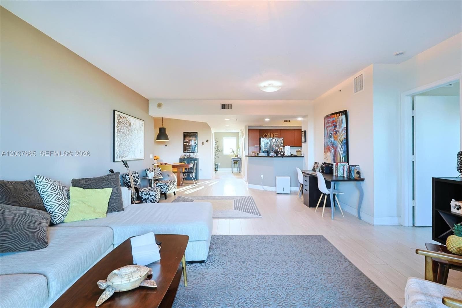 15051 Royal Oaks Ln # 401, North Miami, FL 33181 photo 13
