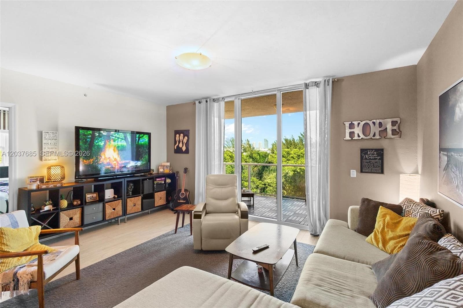15051 Royal Oaks Ln # 401, North Miami, FL 33181 photo 3