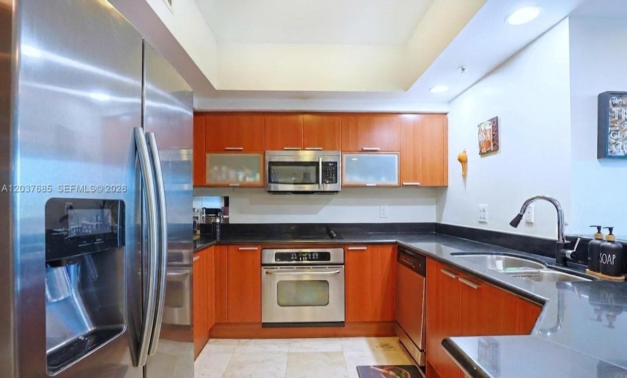 15051 Royal Oaks Ln # 401, North Miami, FL 33181 photo 9