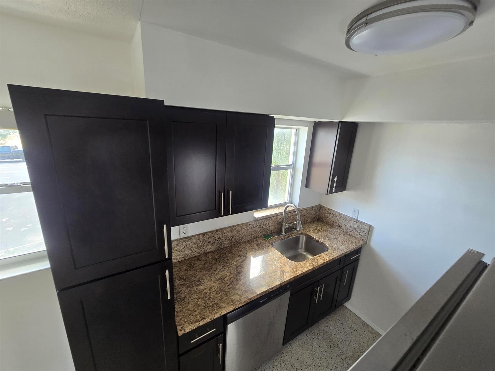 270 NE 40th Street NE # 26, Oakland Park, FL 33334 photo 3