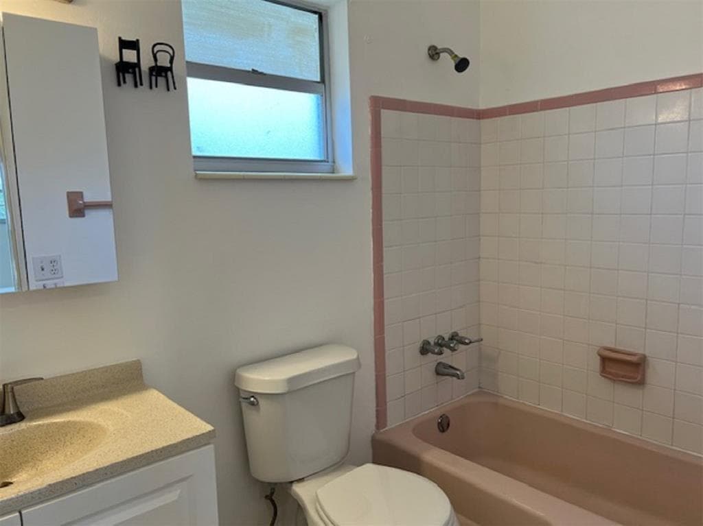 270 NE 40th Street NE # 26, Oakland Park, FL 33334 photo 9